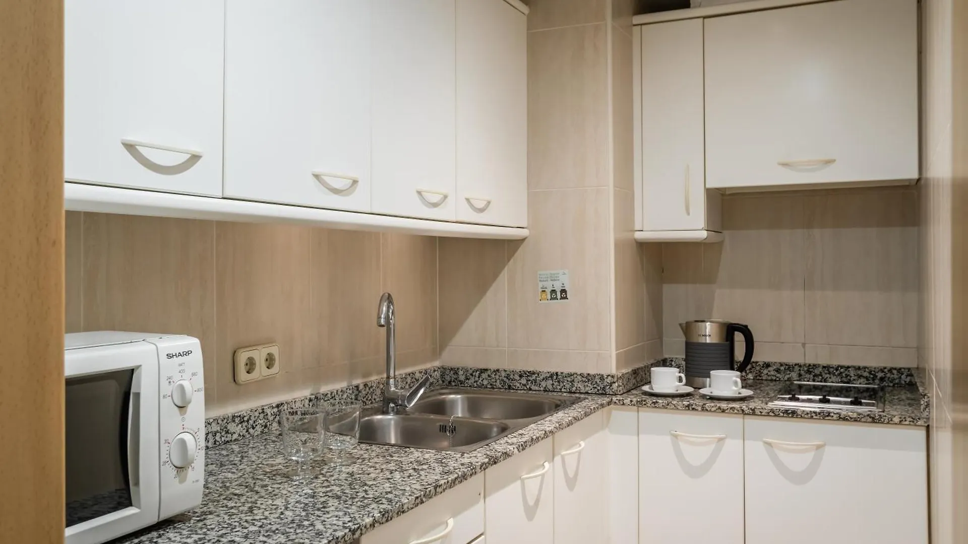 Apartamentos Vistasol Magaluf  Aparthotel